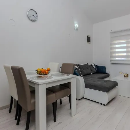 Apartman Lucica 3 By Interhome *