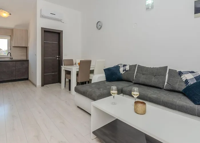 Apartman Lucica 3 By Interhome